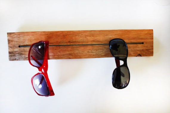 Brillenablage Aus Holz Brillenablage Aus Holz von FundSKrausen