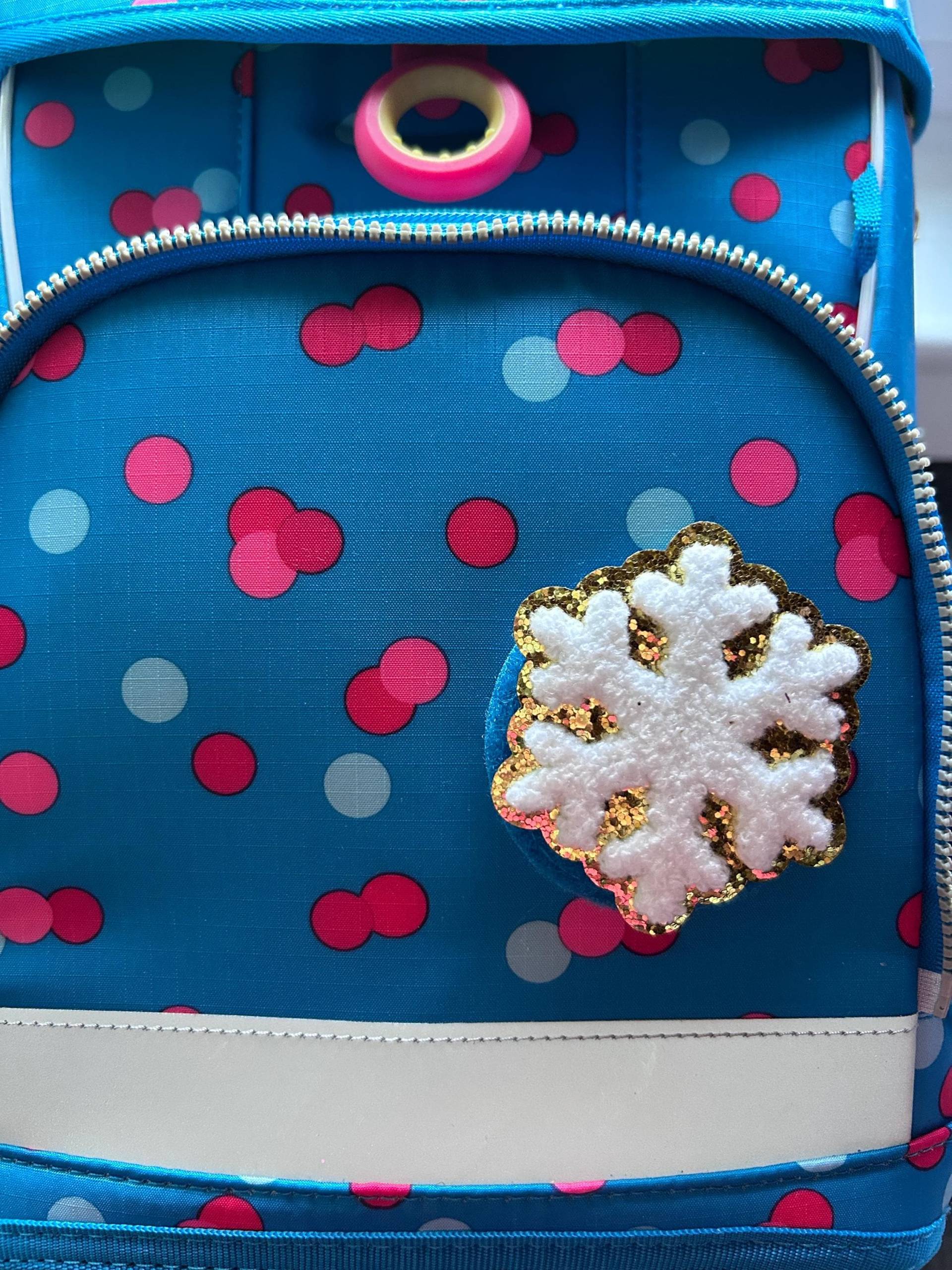 Contour Klettie Klett Patch I Funkelnde Bouclé Schneeflocke Weihnachten Schulranzen Rucksack Kindergarten Schulanfang Schulkind Contour Klettie Klett Patch I Funkelnde Bouclé Schneeflocke Weihnachten Schulranzen Rucksack Kindergarten Schulanfang Schulkind von FunkelFlauschPatch