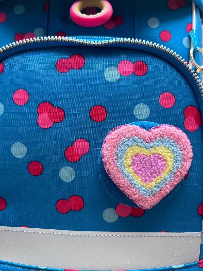 Contour Klettie Klett Patch Ipastell Herz Bouclé I Schulranzen Rucksack Kindergarten Einschulung Schulkind Contour Klettie Klett Patch Ipastell Herz Bouclé I Schulranzen Rucksack Kindergarten Einschulung Schulkind von FunkelFlauschPatch