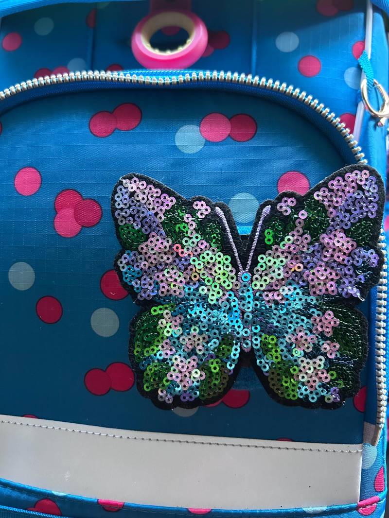 Contour Klettie Klett Patch I Glitzernder Schmetterling Pailletten Schulranzen Rucksack Kindergarten Einschulung Schulkind Contour Klettie Klett Patch I Glitzernder Schmetterling Pailletten Schulranzen Rucksack Kindergarten Einschulung Schulkind von FunkelFlauschPatch