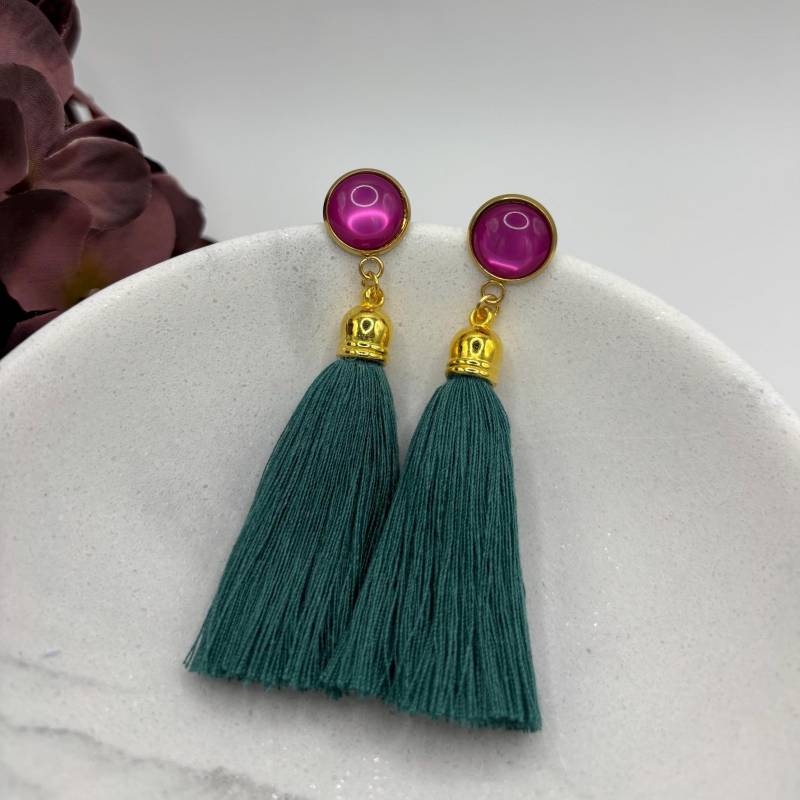 Türkise Tassel Quasten Ohrringe. Quaste Mit Vergoldetem Ohrstecker Stein. Federleicht. Statementohrring. Hängeohrring Türkise Tassel Quasten Ohrringe. Quaste Mit Vergoldetem Ohrstecker Stein. Federleicht. Statementohrring. Hängeohrring von Funkelatelier