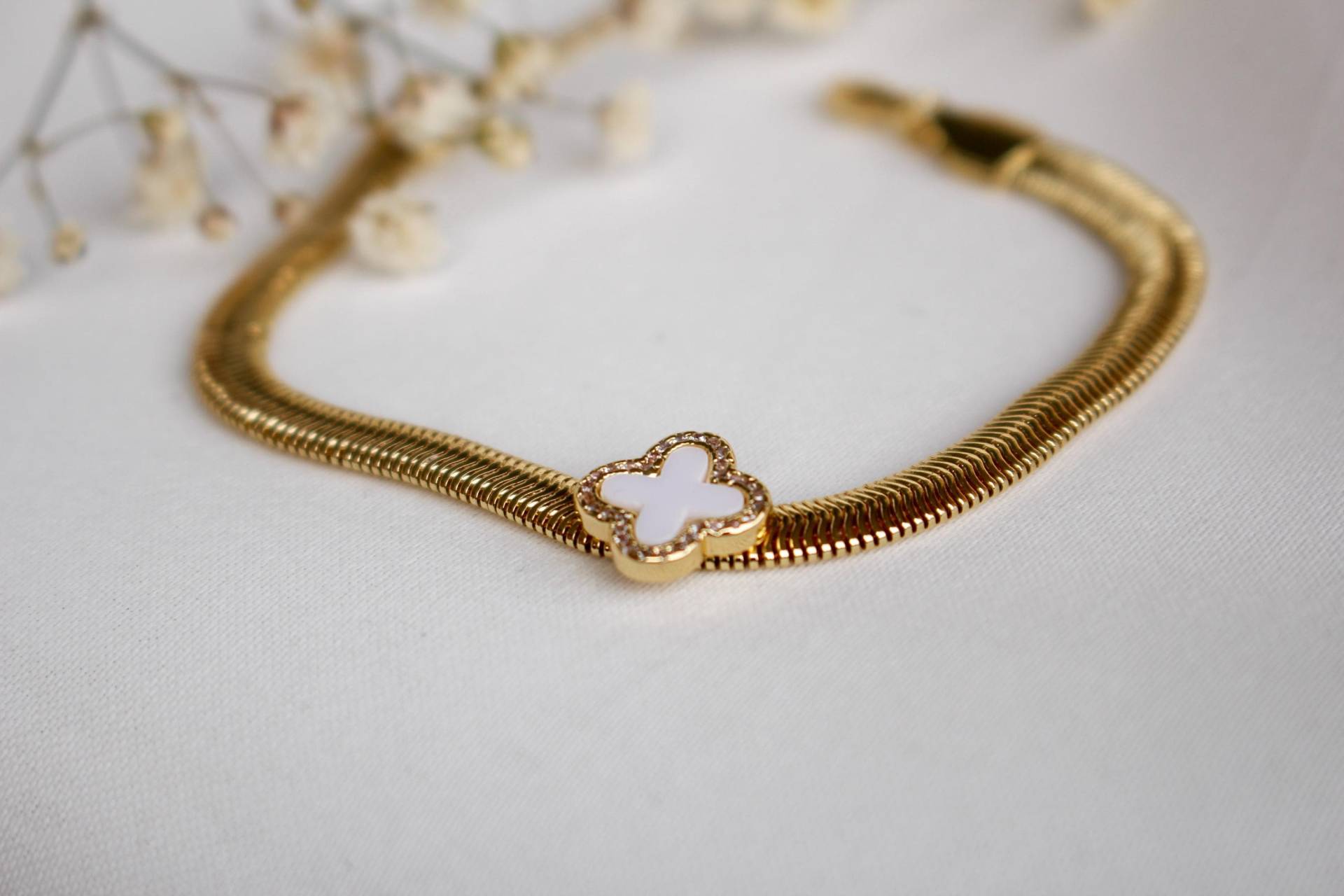 Vierblättrigem Kleeblatt Armband Vergoldetes Damen Edelstahl Glücksbringer Weihnachtsgeschenk Für Frauen von Funkeledel