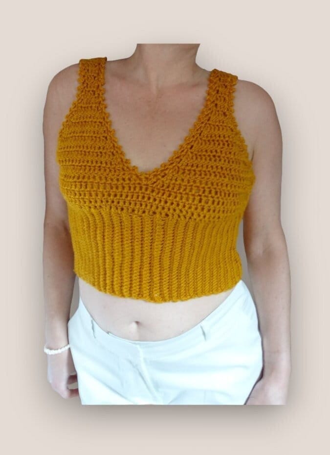 Crop Top I Handmade Häkelt Sommer-Oberteile von FunkyBurrito