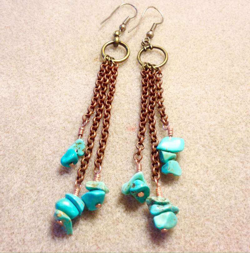 Türkisfarbene Gemischte Metallohrringe Türkisfarbene Gemischte Metallohrringe von FunkyFancyBeads