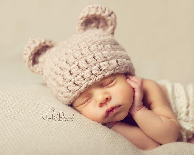 Hand Gehäkelte Baby Bär Mütze Teddy Junge Mädchen Neutral Braun Tier Ohren Winter Dusche Geschenk Chunky Foto Prop Neugeborene-12 Monate von FunkyKnitsUK