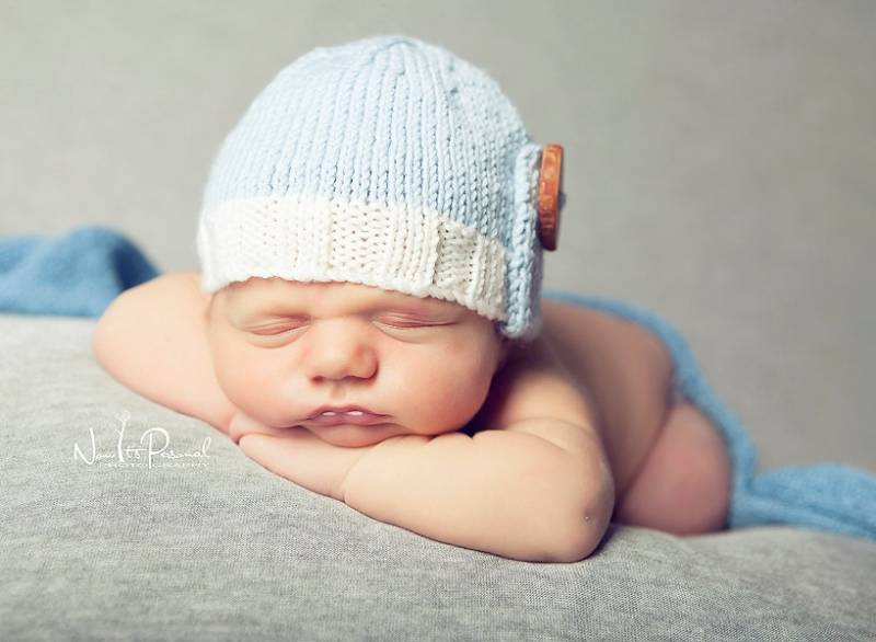 Handgestrickte Baby Jungen Mütze Blau Cashmerino Seide Kleidung Einzigartige Shower Geschenk Homekaming Outfit Winter Foto Requisite Neugeborene von FunkyKnitsUK