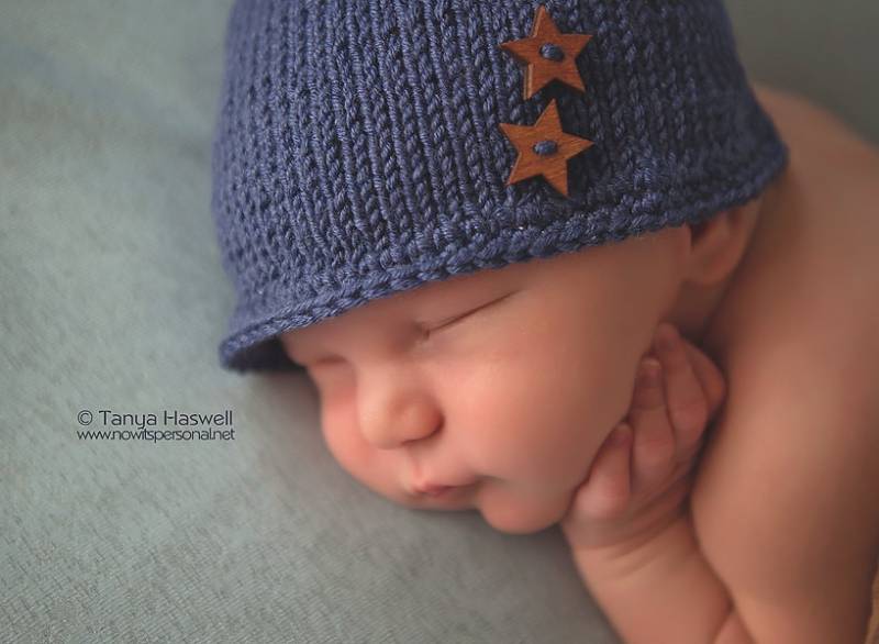 Handgestrickte Baby Junge Mütze Beanie Blau Marine Stern Kleidung Premium Einzigartige Luxe Duschgeschenk Cashmerino Seide Heimkehr Outfit von FunkyKnitsUK