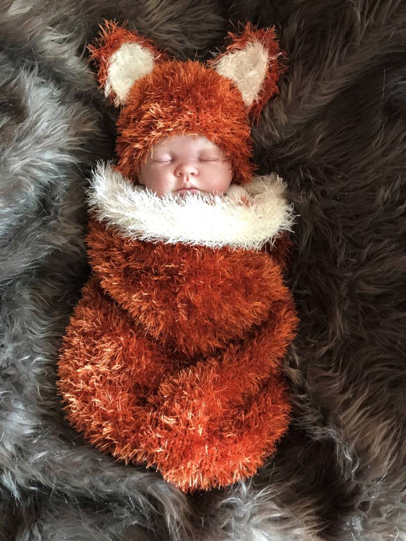 Handgestrickter Baby Kokon Schlafsack Papoose & Mütze Fuchs Foxy Foto Fotografie Requisite Neugeborene - 6 Monate Unisex/Junge Mädchen Uk von FunkyKnitsUK