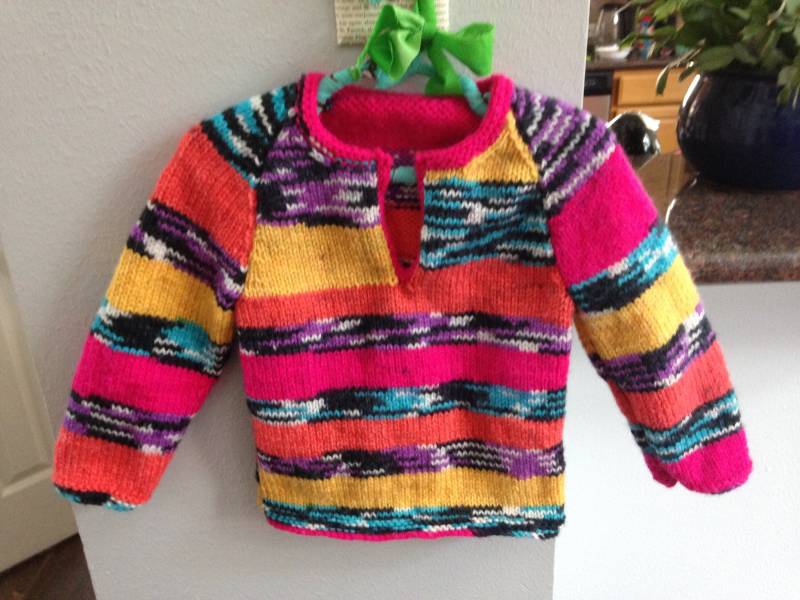 Bunt Gestreifte Kleinkind Sweater/Pullover. Alter 1-2 Passen von FunkyKnitsbyAli