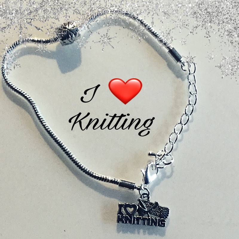 Handgemachtes Silber Strick/Häkel-Bettelarmband - Länge Und Anhänger Wählen Handgemachtes Silber Strick/Häkel-Bettelarmband - Länge Und Anhänger Wählen von FunkyNeedlesUK