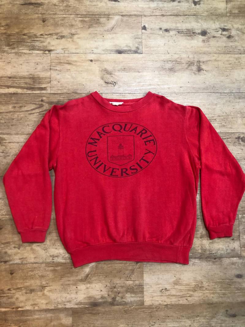 Macquarie University Collage Vintage Retro Gr.m 90S 80S Sweater Sweatshirt Pullover Reverse Militäry Olympia Court México Usa Sport Macquarie University Collage Vintage Retro Gr.m 90S 80S Sweater Sweatshirt Pullover Reverse Militäry Olympia Court México Usa Sport von FunkyVintageDortmund