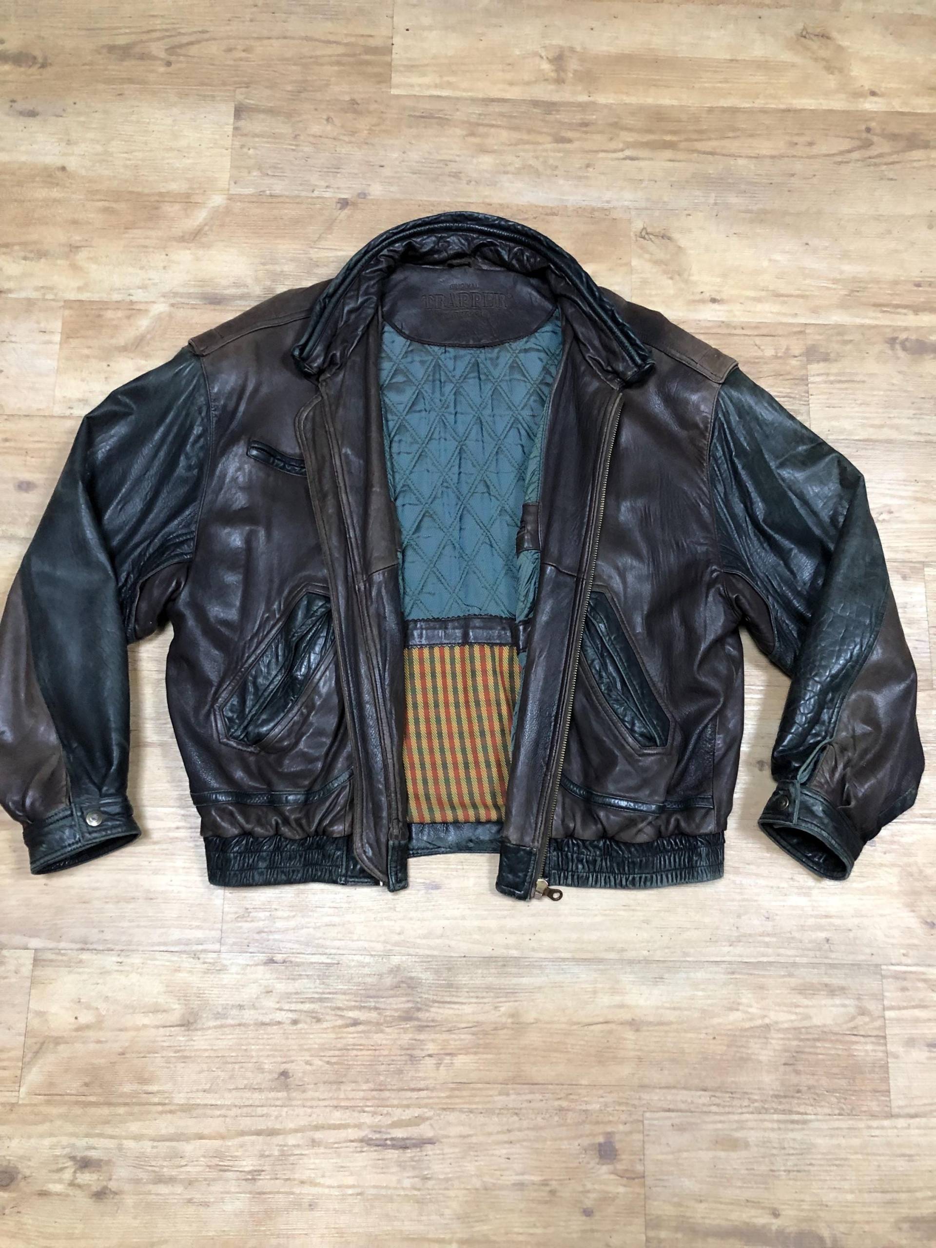 Original Trapper Vintage Lederjacke Leder Bomberjacke Wildleder Retro Gr.l Y2K 90S 80S Jacke Blouson Pullover Oversized Heavy Mantel Parker Original Trapper Vintage Lederjacke Leder Bomberjacke Wildleder Retro Gr.l Y2K 90S 80S Jacke Blouson Pullover Oversized Heavy Mantel Parker von FunkyVintageDortmund