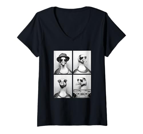 Damen 90er Jahre Gangster Gans mit Sonnenbrille Fotokabine Hip Hop T-Shirt mit V-Ausschnitt von Funny Animal Photography Clothing Co.
