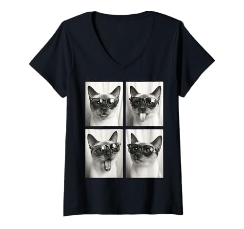 Damen Süße Siamkatze mit Sonnenbrille Coole Tiere Photo Booth T-Shirt mit V-Ausschnitt Damen Süße Siamkatze mit Sonnenbrille Coole Tiere Photo Booth T-Shirt mit V-Ausschnitt von Funny Animals Photography PhotoBooth Style Tee.