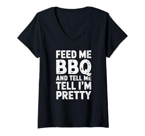 Damen Füttere Mich mit BBQ und sag Mir, DASS ich EIN hübscher Grillliebhaber Bin T-Shirt mit V-Ausschnitt von Funny BBQ Lover Apparel