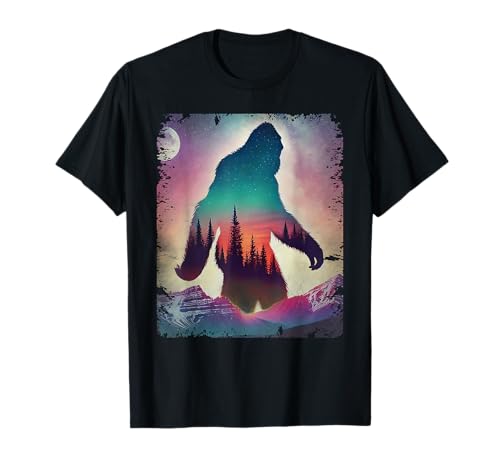 Bigfoot In The Forest Adventure Outdoor-Liebhaber Herren Damen T-Shirt von Funny Bigfoot, Cool Bigfoot Lovers
