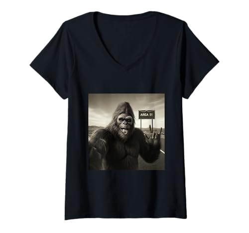 Damen Lustige Bigfoot Selfie UFOs UAP Begegnung Bereich 51 Besucher T-Shirt mit V-Ausschnitt von Funny Bigfoot Enthusiast Sasquatch Lovers Believer