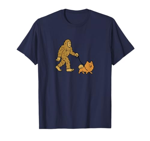 Bigfoot Walking Pom Pommerscher Hund Papa Mama - Sasquatch T-Shirt von Funny Bigfoot Graphic Apparel Men Women Kids by RJ