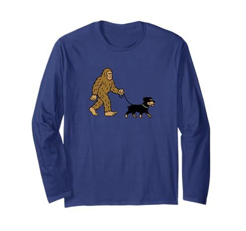 Bigfoot Walking Rottweiler Rottie Hund Papa Mama - Sasquatch Langarmshirt von Funny Bigfoot Graphic Apparel Men Women Kids by RJ