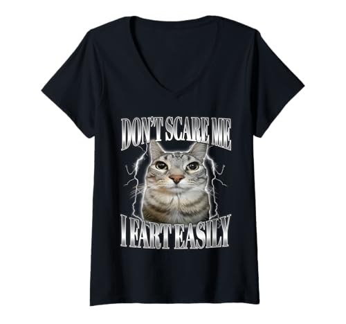 Damen Lustige Katze starrt Silly Meme Don't Scare Me I Fart Easily T-Shirt mit V-Ausschnitt Damen Lustige Katze starrt Silly Meme Don't Scare Me I Fart Easily T-Shirt mit V-Ausschnitt von Funny Bootleg Brainrot Cat Meme For Men Women