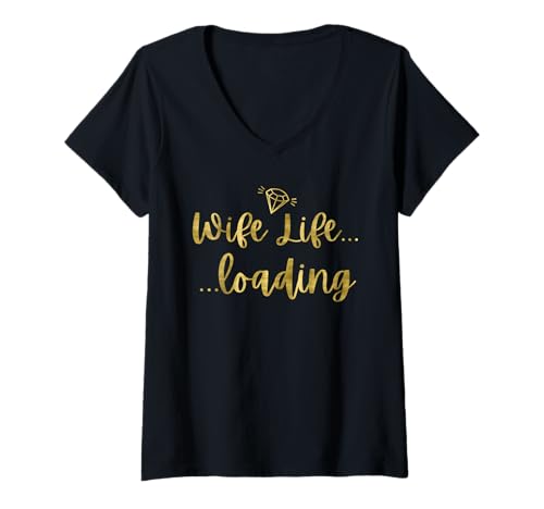 Damen Wife Life Loading Dunkelgelb Bachelorette T-Shirt mit V-Ausschnitt Damen Wife Life Loading Dunkelgelb Bachelorette T-Shirt mit V-Ausschnitt von Funny Bride
