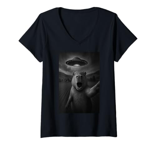 Damen Lustiges Capybara-Selfie mit Alien-UFO für Jungen, Männer, Frauen, Kinder T-Shirt mit V-Ausschnitt Damen Lustiges Capybara-Selfie mit Alien-UFO für Jungen, Männer, Frauen, Kinder T-Shirt mit V-Ausschnitt von Funny Capybara Selfie Graphic Tees Apparel