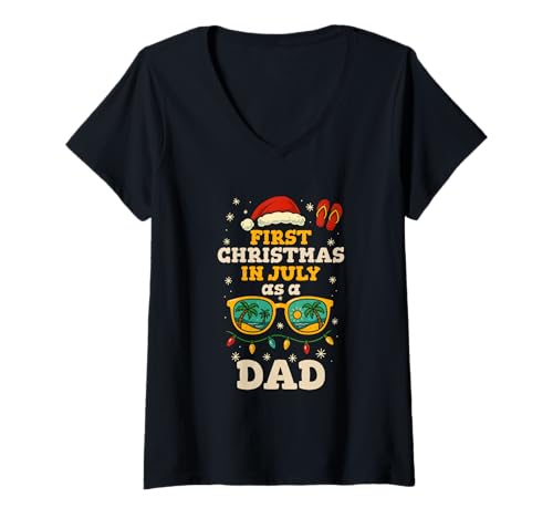Damen First Christmas In Juli As Dad Summer Family Matching Men T-Shirt mit V-Ausschnitt von Funny Christmas in July Apparel Store