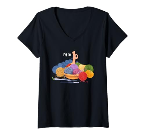 Damen Crochet and Knitting I'm Ok Funny Crochet Yarn Lover T-Shirt mit V-Ausschnitt von Funny Crocheting And Yarn Gift Co