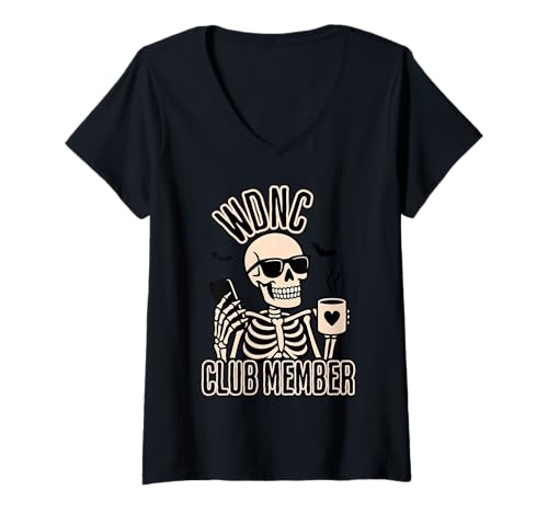 Damen WDNC Club-Mitglied We Do Not Care Skeleton Funny T-Shirt mit V-Ausschnitt Damen WDNC Club-Mitglied We Do Not Care Skeleton Funny T-Shirt mit V-Ausschnitt von Funny Designs for Women And Men