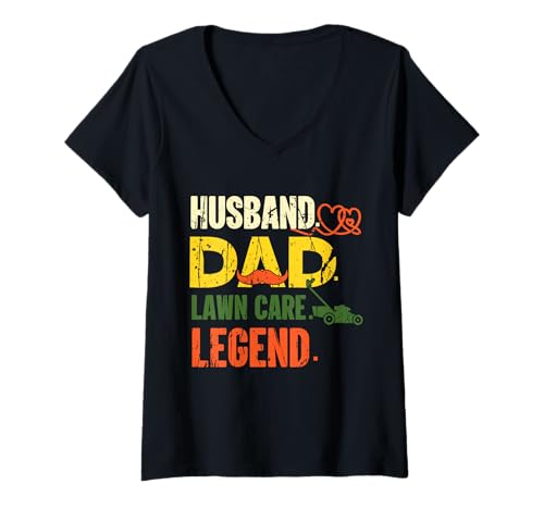 Damen Gartenarbeit Ehemann Papa Rasenpflege Legende Pflanzen Gärtner Papa T-Shirt mit V-Ausschnitt Damen Gartenarbeit Ehemann Papa Rasenpflege Legende Pflanzen Gärtner Papa T-Shirt mit V-Ausschnitt von Funny Garden Lover Daddy Birthday & Fathers Day Co