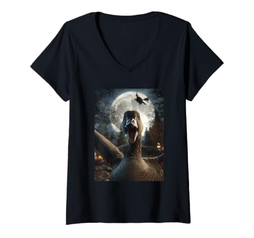 Damen Lustige Gans Selfie Vollmond Fliegende Hexe Wald Halloween T-Shirt mit V-Ausschnitt von Funny Halloween Animals Selfies Clothing