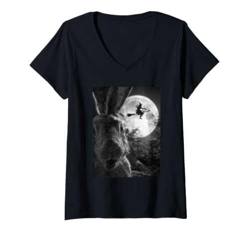Damen Lustiges Kaninchen Selfie Vollmond Fliegende Hexe Wald Halloween T-Shirt mit V-Ausschnitt Damen Lustiges Kaninchen Selfie Vollmond Fliegende Hexe Wald Halloween T-Shirt mit V-Ausschnitt von Funny Halloween Animals Selfies Clothing