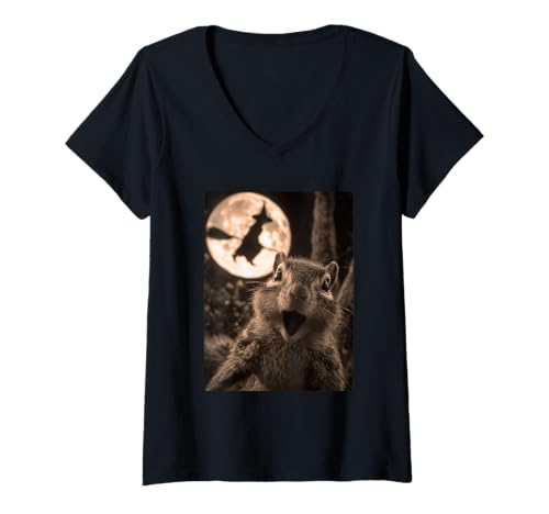 Damen Lustiges Streifenhörnchen-Selfie mit Vollmond Fliegende Hexe Halloween T-Shirt mit V-Ausschnitt Damen Lustiges Streifenhörnchen-Selfie mit Vollmond Fliegende Hexe Halloween T-Shirt mit V-Ausschnitt von Funny Halloween Animals Selfies Clothing