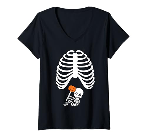 Damen Lustiger Schwangerschaftsankündigung Halloween Baby Rippenkäfig T-Shirt mit V-Ausschnitt Damen Lustiger Schwangerschaftsankündigung Halloween Baby Rippenkäfig T-Shirt mit V-Ausschnitt von Funny Halloween Pregnancy shirts gifts