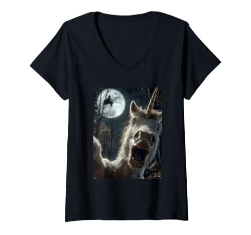 Damen Lustiges Einhorn Selfie Vollmond Fliegende Hexe Wald Halloween T-Shirt mit V-Ausschnitt Damen Lustiges Einhorn Selfie Vollmond Fliegende Hexe Wald Halloween T-Shirt mit V-Ausschnitt von Funny Halloween Unicorn Selfie Clothing