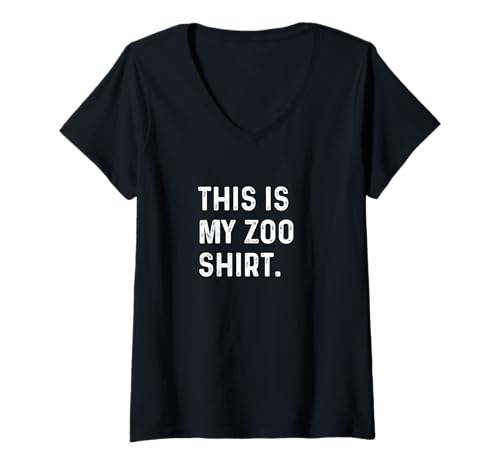 Damen This is My Zoo Shirt – Lieblingstier Wildlife Kinder Eltern T-Shirt mit V-Ausschnitt Damen This is My Zoo Shirt – Lieblingstier Wildlife Kinder Eltern T-Shirt mit V-Ausschnitt von Funny Hobby Event Show Fair Convention Job by RJ