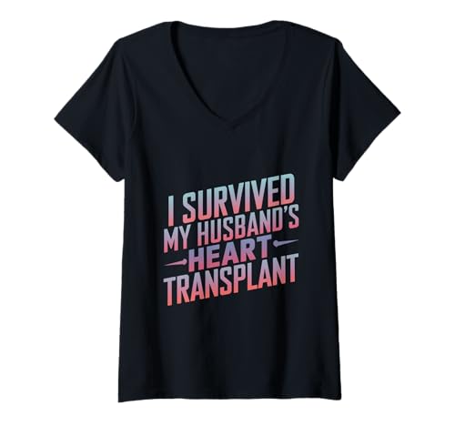Damen Ich Habe die Herztransplantations-Pflegerin meines Mannes überlebt T-Shirt mit V-Ausschnitt Damen Ich Habe die Herztransplantations-Pflegerin meines Mannes überlebt T-Shirt mit V-Ausschnitt von Funny Husband's Heart Transplant Gifts & Apparel