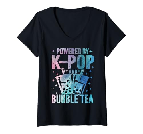 Damen Angetrieben von KPOP und Bubble Tea Boba Korean Milk Matcha Anime T-Shirt mit V-Ausschnitt von Funny K-Pop Kawaii Korean Milk Matcha Anime Tee