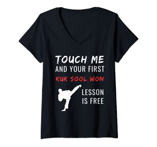 Damen Lustiges Kuk Sool Won Shirt – Selbstverteidigung Sport Geschenk T-Shirt mit V-Ausschnitt von Funny Kuk Sool Won TShirts, Apparel and Gear