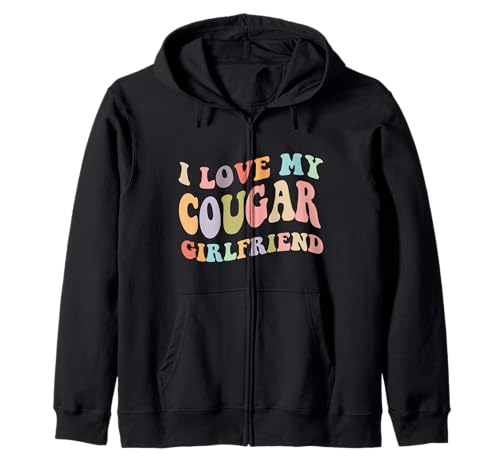 I Love My Cougar Girlfriend - Geschenk für Männer Kapuzenjacke I Love My Cougar Girlfriend - Geschenk für Männer Kapuzenjacke von Funny Men Designs LTD