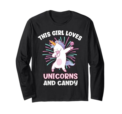 Dieses Mädchen liebt Einhörner und Süßigkeiten Langarmshirt von Funny Outfits For Candy Lovers