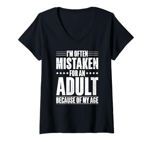 Damen Ich Bin wegen meines Alters oft mit einem Erwachsenen verwechselt T-Shirt mit V-Ausschnitt Damen Ich Bin wegen meines Alters oft mit einem Erwachsenen verwechselt T-Shirt mit V-Ausschnitt von Funny Parenting Mom Dad Life Adulting Humor Gifts