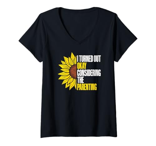 Damen In Anbetracht der Erziehung stellte Sich heraus, DASS es Mir gut geht T-Shirt mit V-Ausschnitt Damen In Anbetracht der Erziehung stellte Sich heraus, DASS es Mir gut geht T-Shirt mit V-Ausschnitt von Funny Parenting Mom Dad Life Adulting Humor Gifts