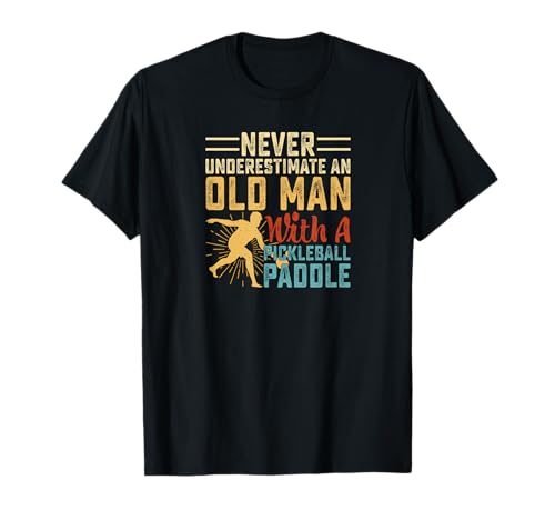 Pickleball Flagge Old Man Pickle Ball Paddel Lustig T-Shirt Pickleball Flagge Old Man Pickle Ball Paddel Lustig T-Shirt von Funny Pickleball Apparel Store