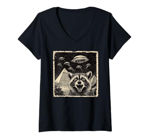 Damen Raccoon Selfie with Alien UFO Pyramids Funny T-Shirt mit V-Ausschnitt Damen Raccoon Selfie with Alien UFO Pyramids Funny T-Shirt mit V-Ausschnitt von Funny Raccoon Selfie Graphics Apparel