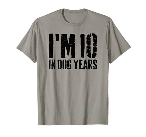 Im 10 in Dog Years Funny 70th Birthday Gift for Men Women T-Shirt Im 10 in Dog Years Funny 70th Birthday Gift for Men Women T-Shirt von Funny Retro 70th Birthday Gag Gifts for Men Women