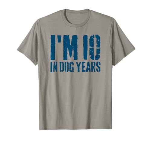Im 10 in Dog Years Funny 70th Birthday Gift for Men Women T-Shirt Im 10 in Dog Years Funny 70th Birthday Gift for Men Women T-Shirt von Funny Retro 70th Birthday Gag Gifts for Men Women