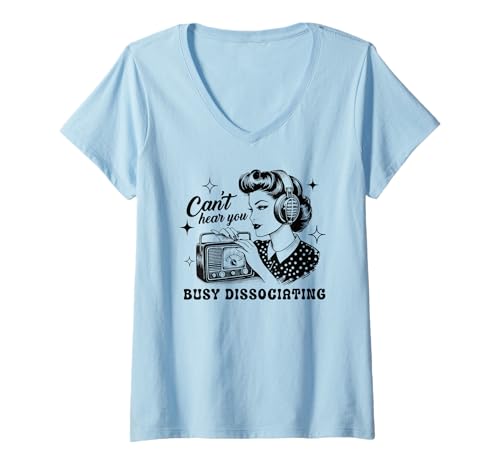 Damen Lustige Vintage Frau Kopfhörer Retro Busy Dissoziating 70er Jahre T-Shirt mit V-Ausschnitt Damen Lustige Vintage Frau Kopfhörer Retro Busy Dissoziating 70er Jahre T-Shirt mit V-Ausschnitt von Funny Retro Aesthetic Women’s Graphic Quote Tees