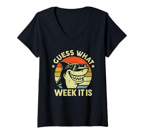 Damen Vintage Shark 2025 Week Ratet mal, welche Woche es ist Shark Lover T-Shirt mit V-Ausschnitt Damen Vintage Shark 2025 Week Ratet mal, welche Woche es ist Shark Lover T-Shirt mit V-Ausschnitt von Funny Shark Summer Vacation For Men Women Kids Tee