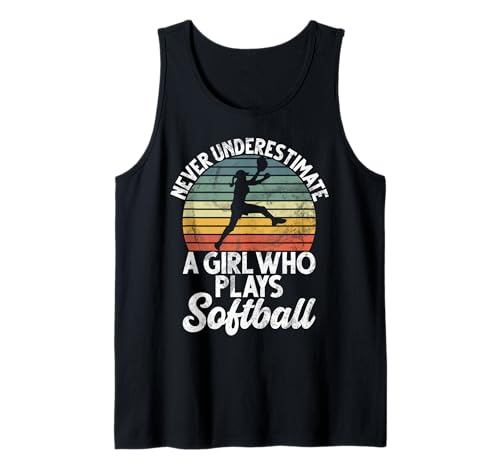 Unterschätze niemals ein Mädchen, das ein Softball-Spielerspiel spielt Tank Top von Funny Softball Player Teen Girls Youth Gifts Women